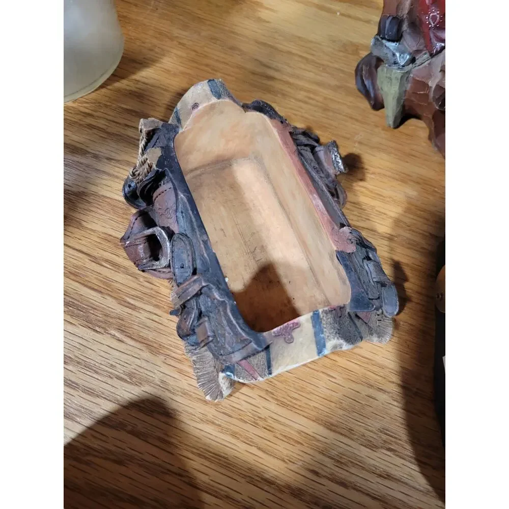 Southwest Theme Small resin Figures, horses, coat hooks, Tabletop Decor Lot of 9 - Picture 5 of 16